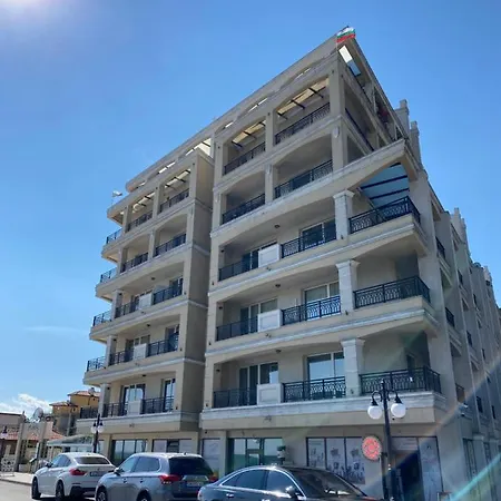Apartmán Private By The Sea With A Large Terrace In Hotel! *