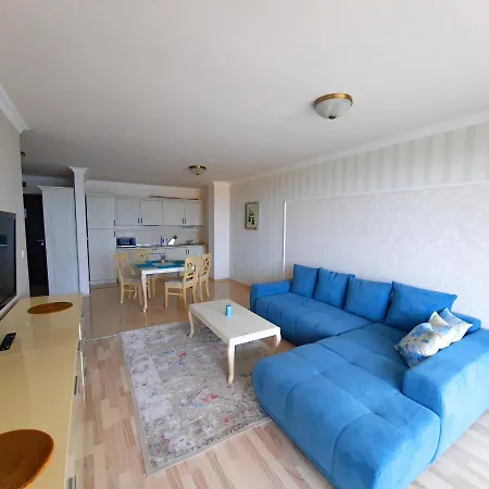 Private By The Sea With A Large Terrace In Hotel! Apartmán *