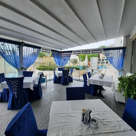 Private By The Sea With A Large Terrace In Hotel! Pomorie