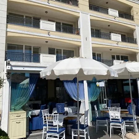 Apartment Private By The Sea With A Large Terrace In Hotel! Pomorie