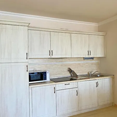 Private By The Sea With A Large Terrace In Hotel! Apartment