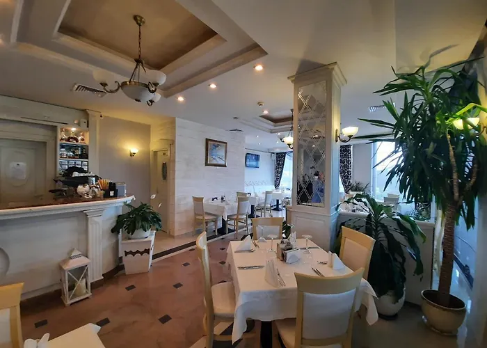 Private By The Sea With A Large Terrace In Hotel! アパート ポモリエ